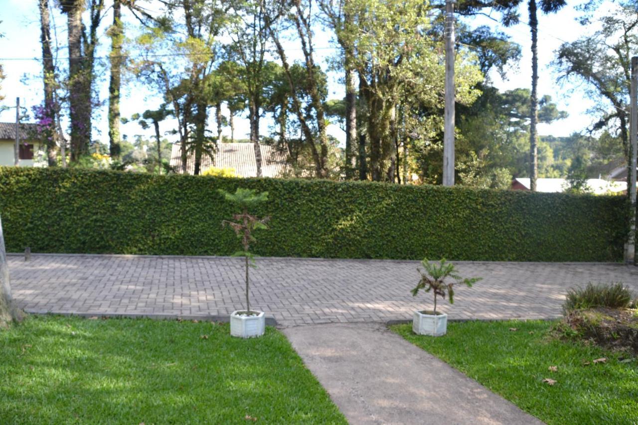 Hotel Pousada Dos Pinheiros Canela Eksteriør bilde